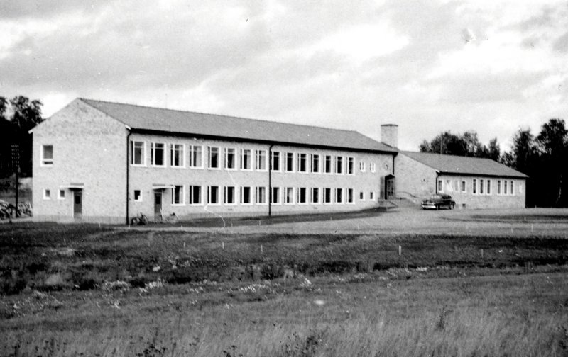 nyarfaskola1953.jpg